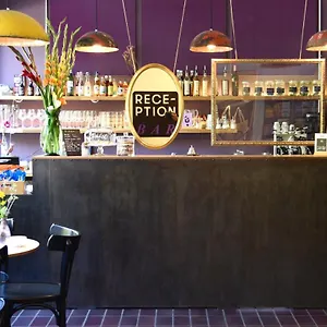 Hostal 77, Berna